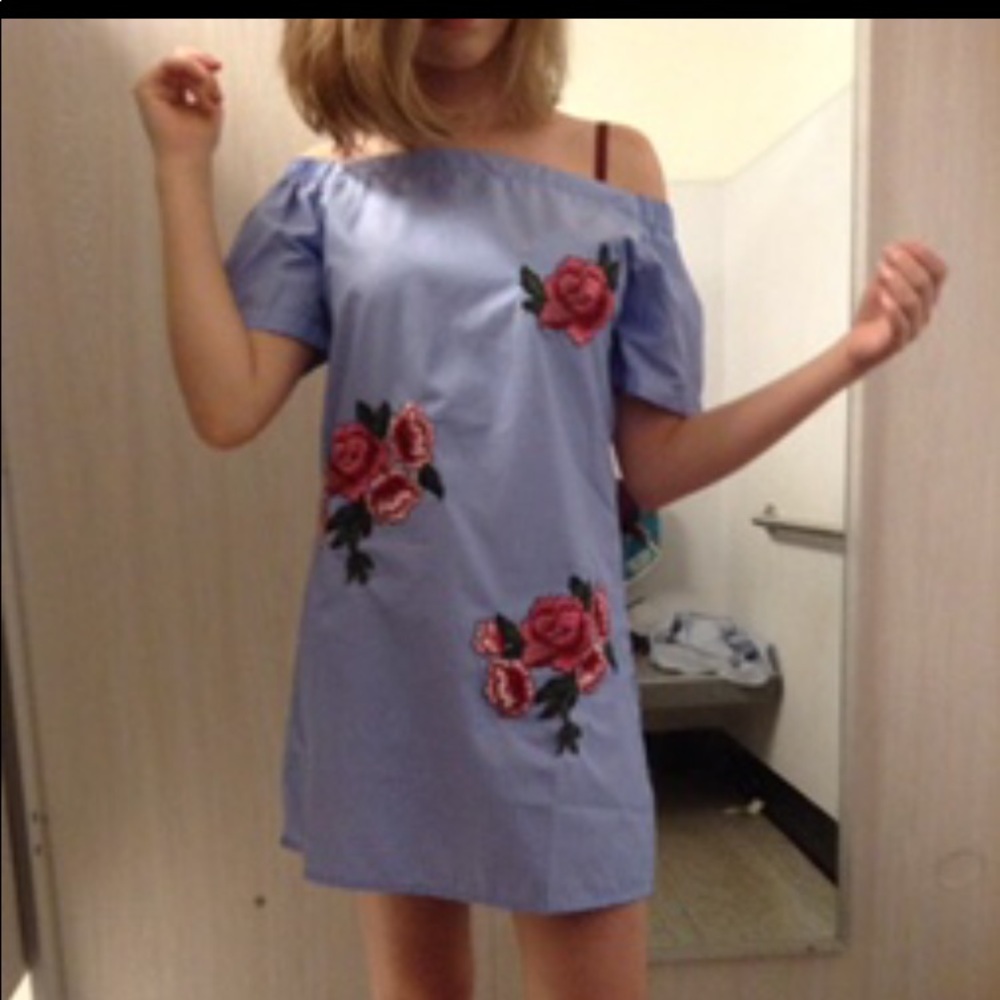 Off shoulder trendy patch dress 🌸